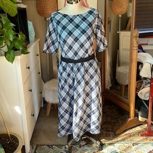 Zapelle plaid dress (with pockets!)